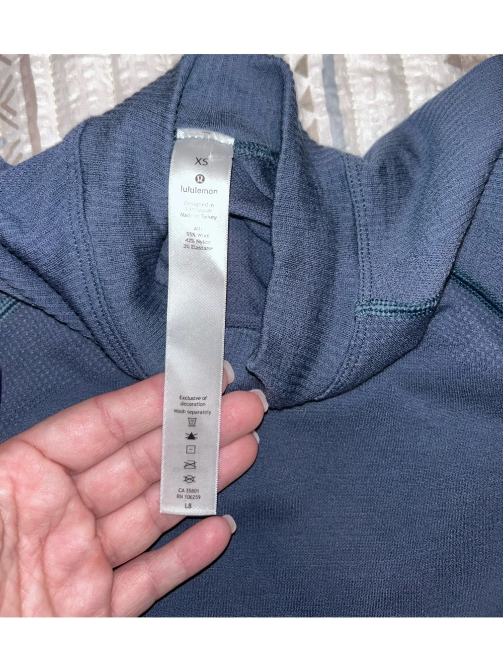 Lululemon keep the heat thermal long sleeve top size XS iron blue NWOT